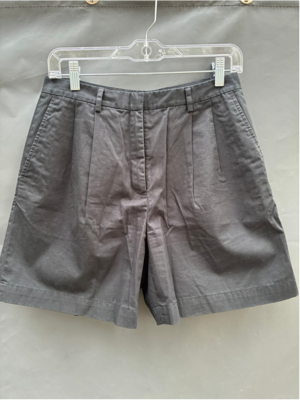 Women's Brooks Brothers pleated 346 Black Cotton Shorts Size 8